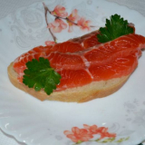 Sendviče s červenou rybou: 11 chutných a jednoduchých receptů na sv...