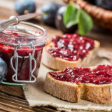 Švestková povidla na zimu bez pecek (s jednoduchými recepty si budete olizovat prsty)