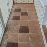 Instalace dlaždic na balkoně svépomocí: jak dát, foto