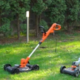 Přehled vyžínačů na kolech 3v1. Black and decker besta530cm a stc1820cm