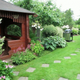 Udělej si sám krok za krokem cesta na trávníku