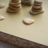 Jednoduchá dekorace nábytku z mdf a dřevotřísky