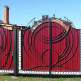 Swing gates v chatě - 150 fotografií a video použití různých výkyvných struktur