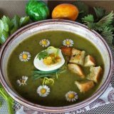 Kopřivová polévka: 7 receptů na jarní kopřivovou polévku