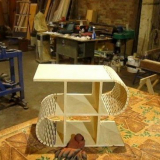 Dolarová stolička, pružné dřevo