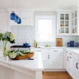 Rohové kuchyňské sluchátka (100+ fotoy): přehled stylových a moderních řešení pro malou kuchyni