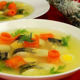 Želé s želatinou: jednoduché recepty na rybí aspik