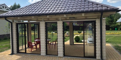 Udělej si sám altán pro letní chatu z cihel