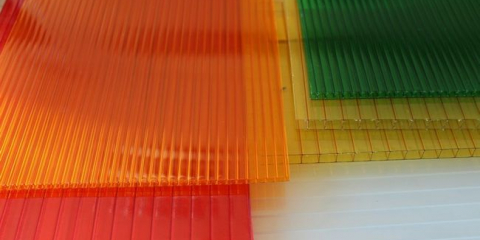 Svépomocné altány pro letní chaty z polykarbonátu: postup výstavby