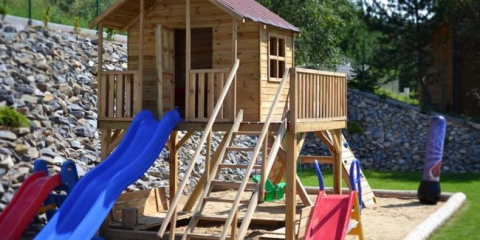 Dětská skluzavka udělej si sám u jejich letní chaty