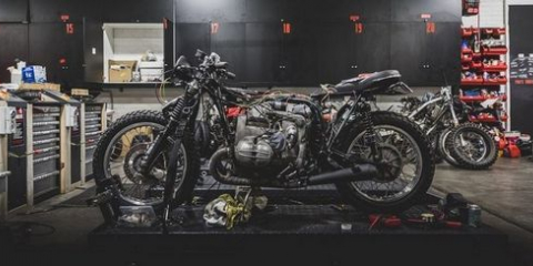 Motocyklová garáž udělej to sami