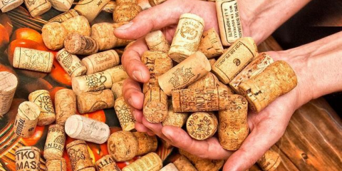 Nápady pro výzdobu zástrček z lahví vína