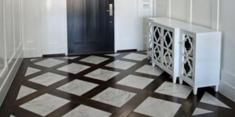 Laminát a dlažba v předsíni: kombinace, montáž, foto