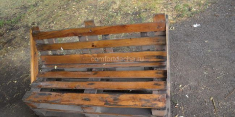 Udělej si sám paletová lavice za darování