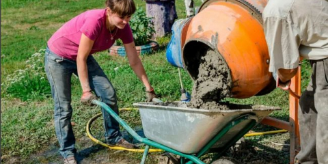 Nejlepší míchačky betonu pro letní chaty a doma