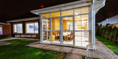 Panoramatická okna v soukromém domě