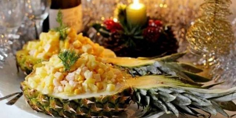 Salát z krabích tyčinek s ananasem - 7 chutných receptů