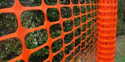 Plastová síťovina pro nouzový plot