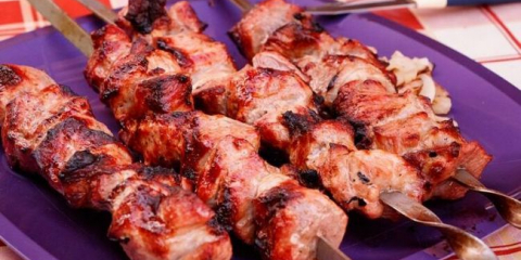 Vepřové špízy + nejchutnější marináda, aby bylo maso měkké a šťavnaté