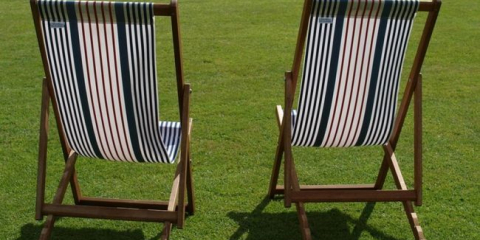 Lehátko s rukama ze dřeva - kresby s rozměry