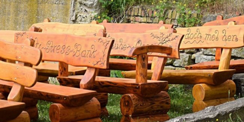 Dřevěná lavice pro kutily v zemi: pokyny krok za krokem