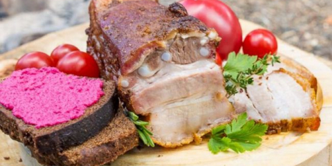 Vepřový bůček pečený v troubě: 5 receptů